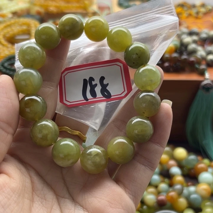 未镶嵌蛇纹石玉手链