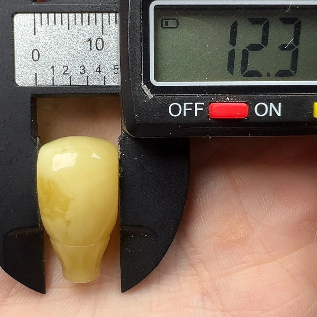 蜜蜡未镶嵌吊坠(不含链)