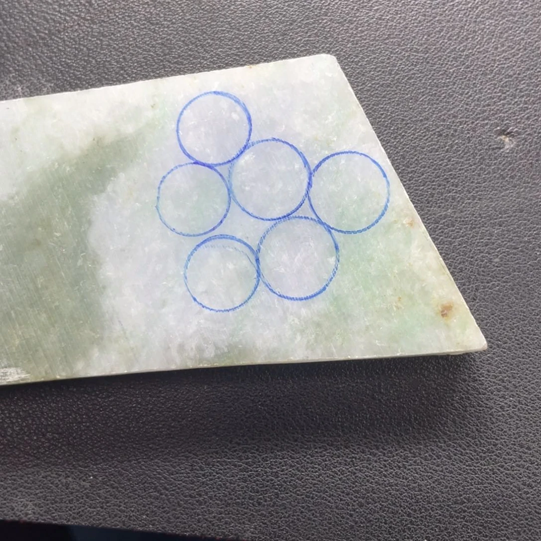 ****゛定制翡翠未镶嵌边角料