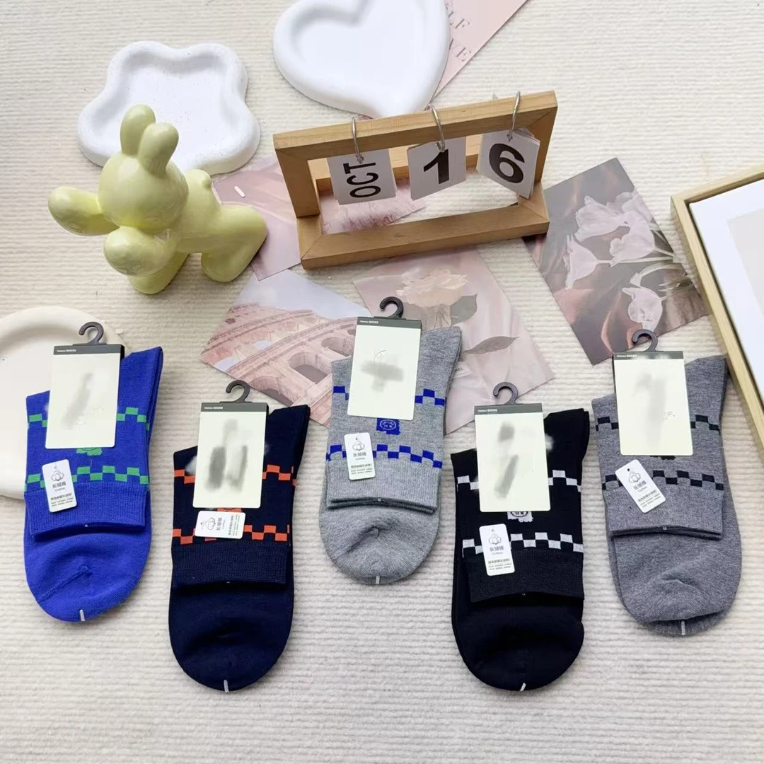 L7027  20双男袜混发休闲潮流时尚中筒袜