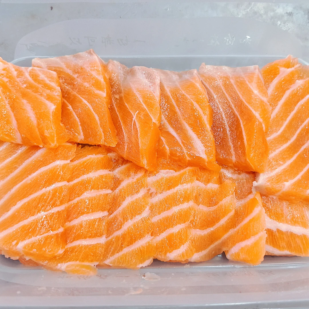 挪威三文鱼下单现片60一份200克纯肉＋酱油芥末