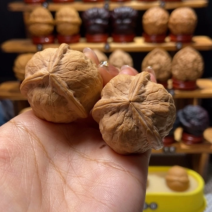 吊坠文玩核桃甲壳虫三棱56
