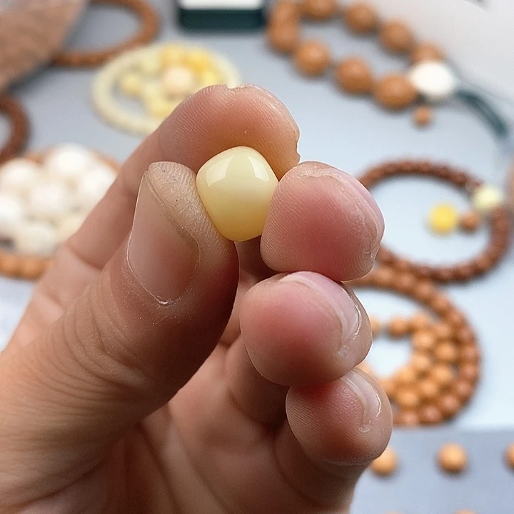 猴头核桃手串J*黄配饰