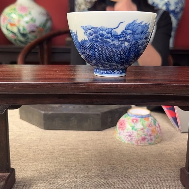 杯子青花q麟纹鸡心杯