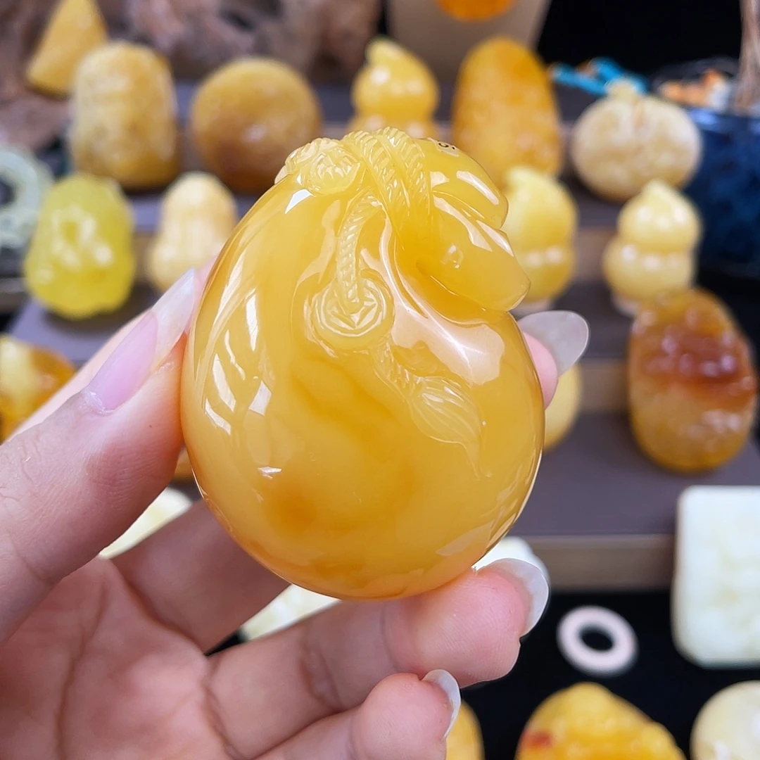 琥珀未镶嵌珠宝奇石
