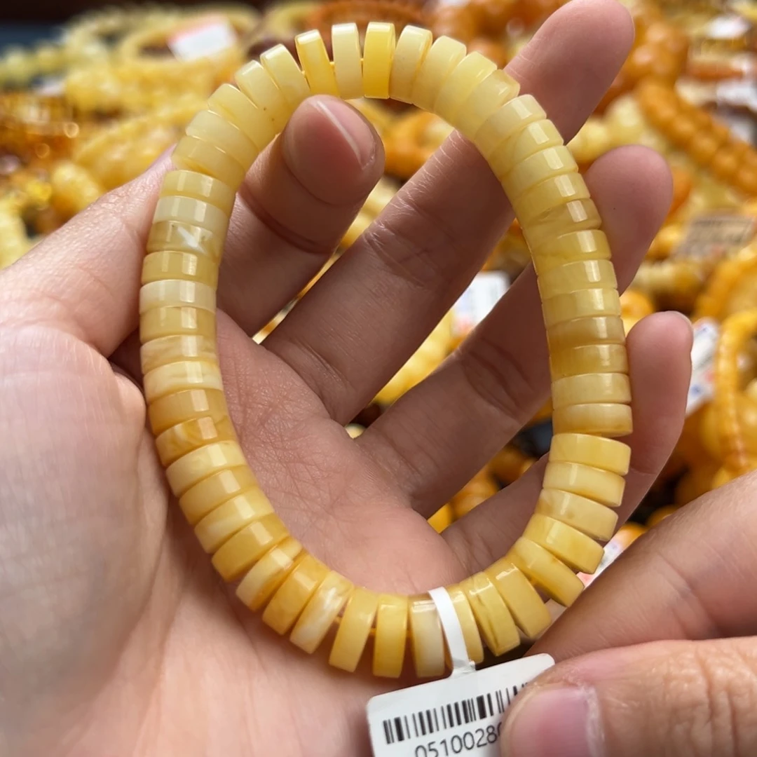 未镶嵌琥珀珠宝奇石