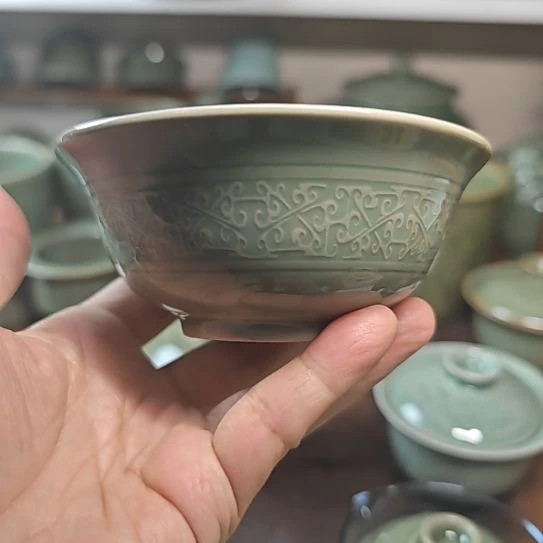 穿****魔耀州窑老泥料勾云纹小碗六个