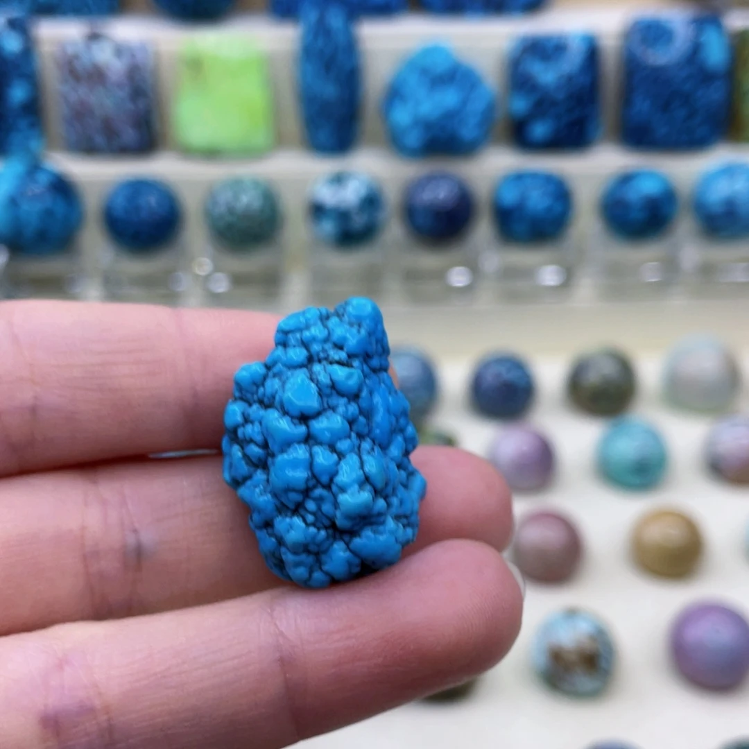 未镶嵌绿松石颈饰