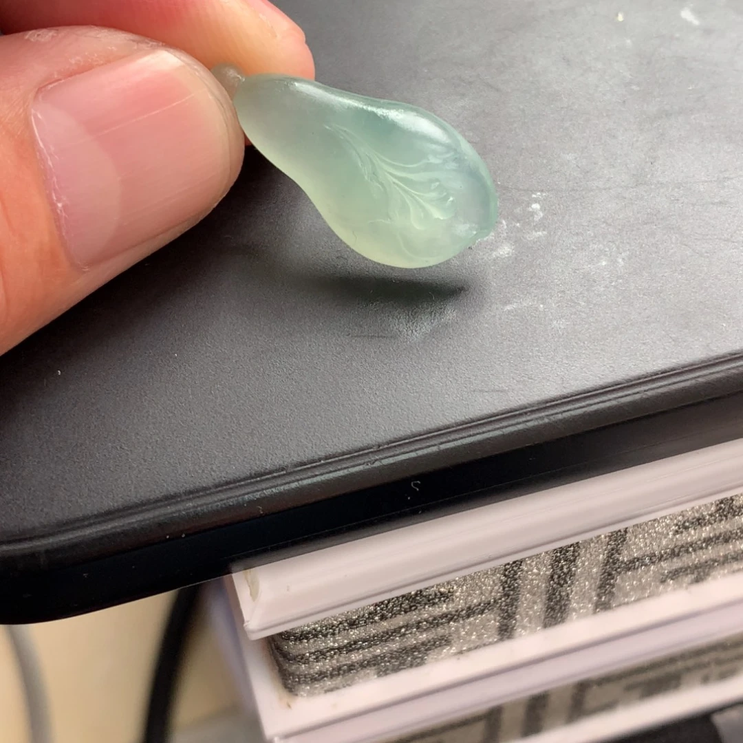 定制翡翠未镶嵌玉兰花