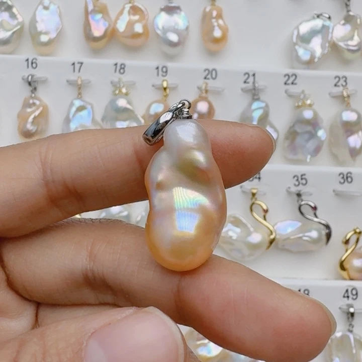 颈饰未镶嵌淡水珍珠