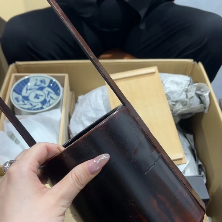 摆件吾****厨哈哈哈哈哈哈哈哈哈