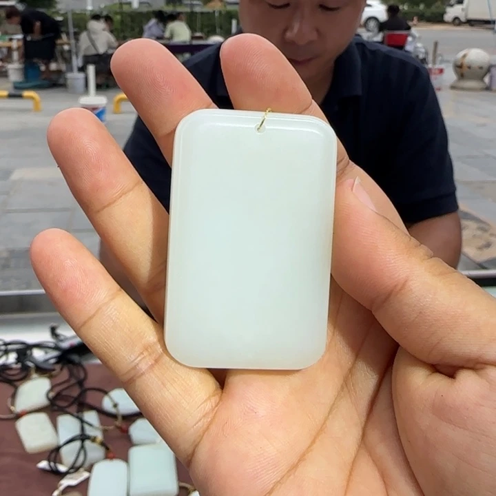和田玉未镶嵌颈饰47