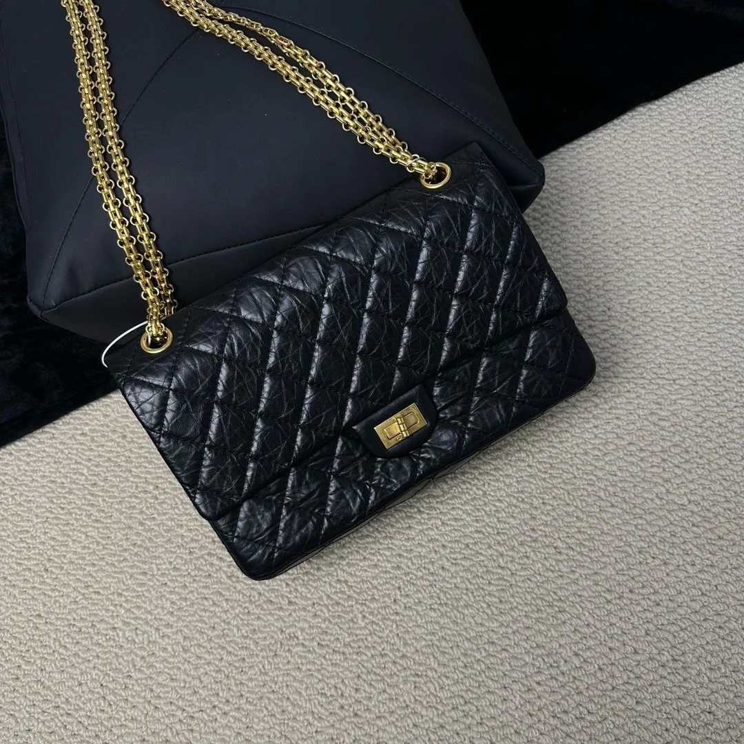95新单肩包 黑金油蜡牛菱格纹中号2.55 fb7143/2510/95新单肩包