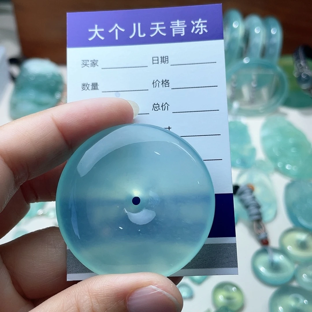 蛇纹石玉颈饰未镶嵌大****油