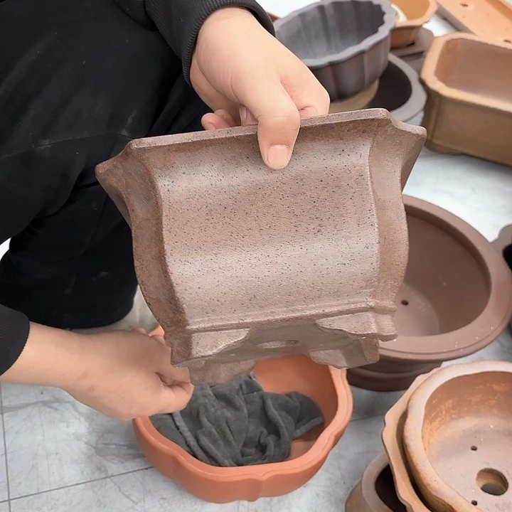 紫砂花盆紫砂的颜色很好看呀