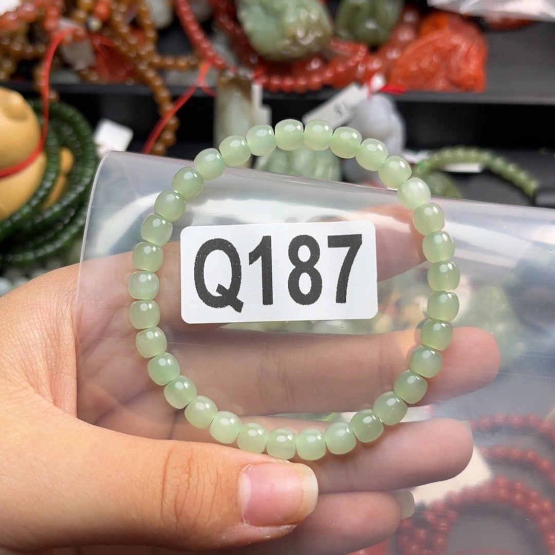 和田玉未镶嵌珠宝奇石云*生