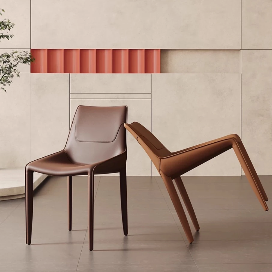 北欧意式极简马鞍皮餐椅设计师高级轻奢靠背椅子家用现代简约餐椅