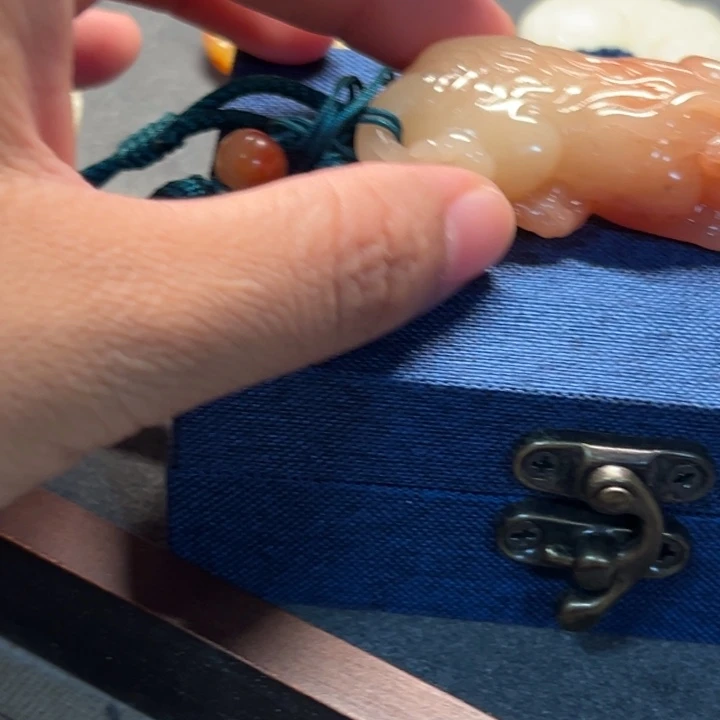 翰***香印石昌化石寿山石雕刻工艺品等多