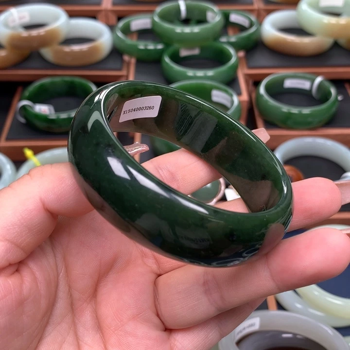 和田玉6061圈口未镶嵌