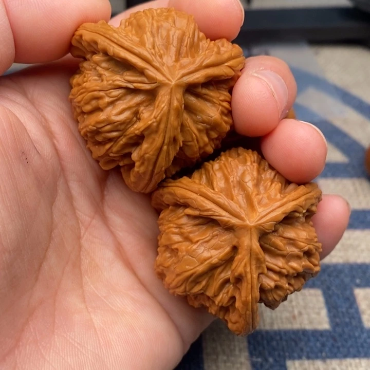 吊坠文玩核桃清***1三棱