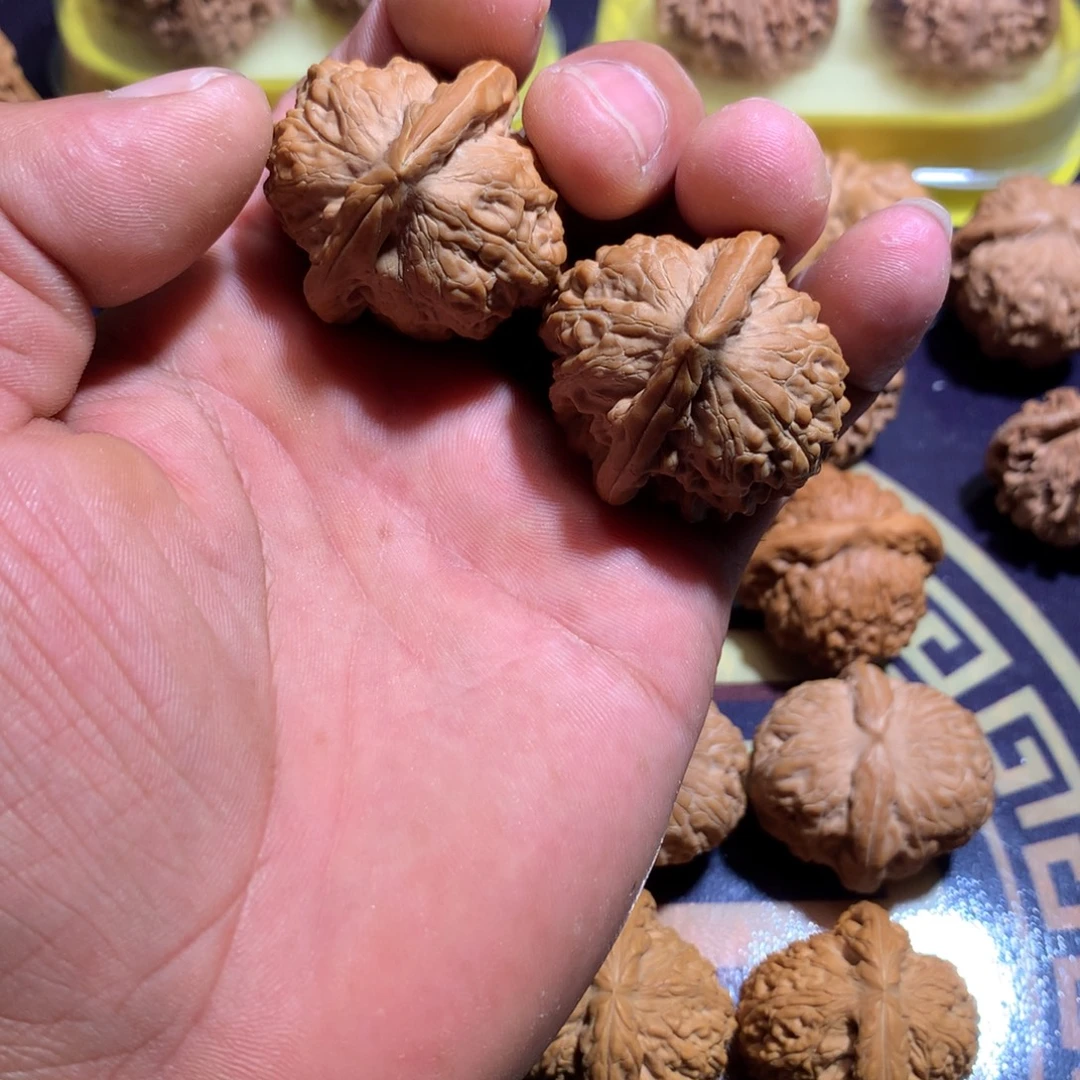 吊坠文玩核桃赤龙36