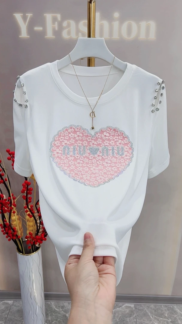 2025年夏季女士8052烫钻时尚大码短袖气质显瘦洋气宽松露肩