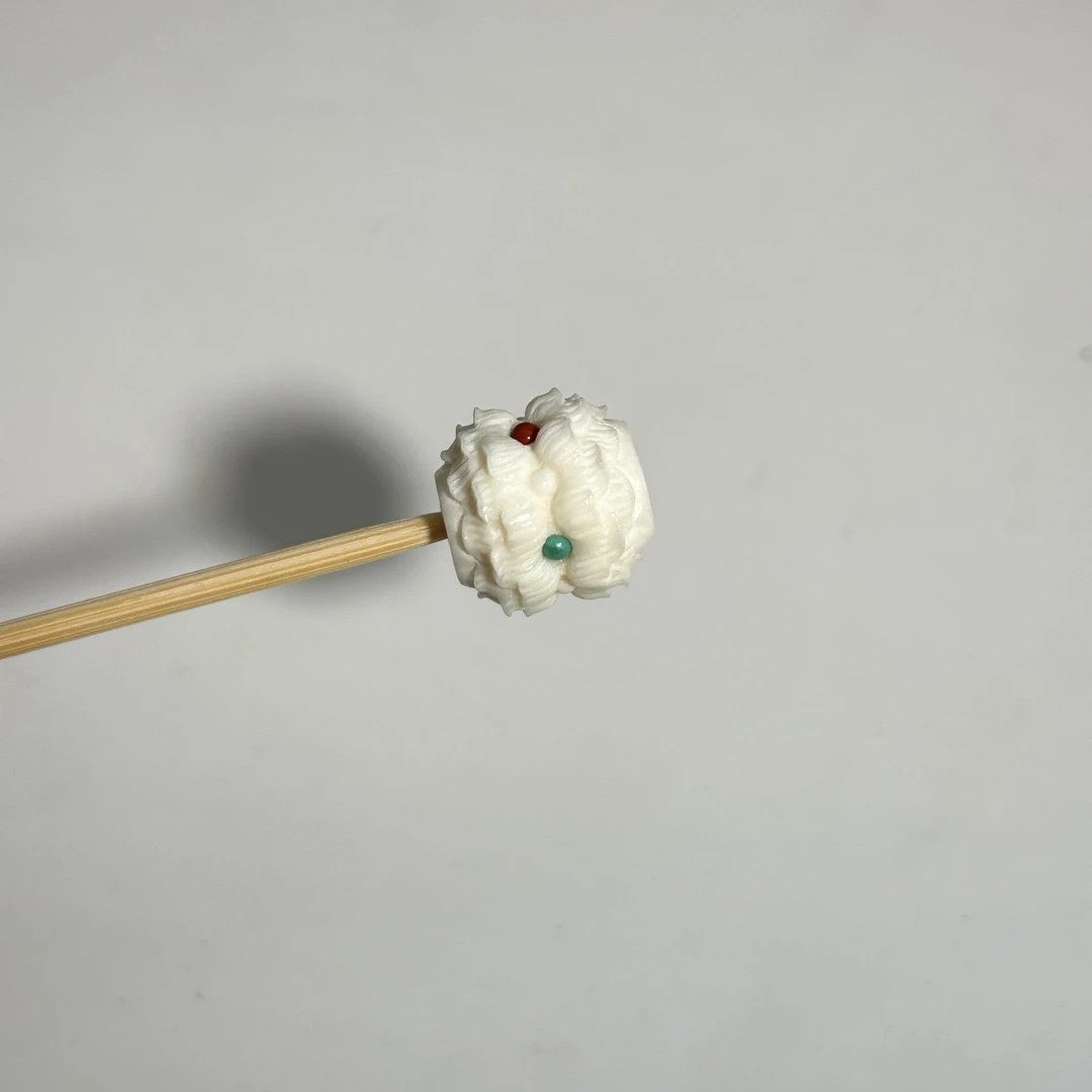 猛犸牙雕莲花单珠单颗随机发10*10mm左右假一罚四X837