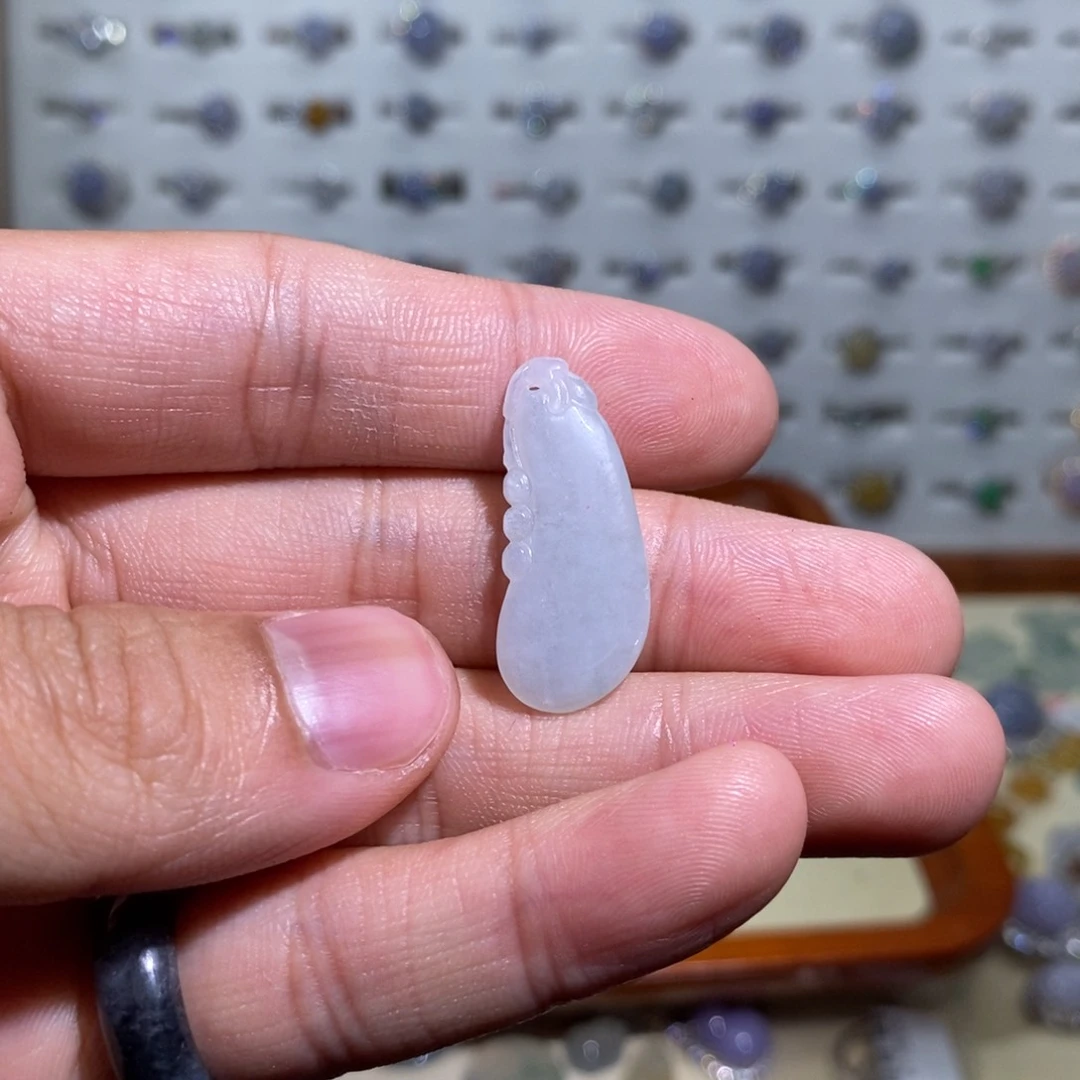 翡翠吊坠(不含链)未镶嵌无**猪吊坠