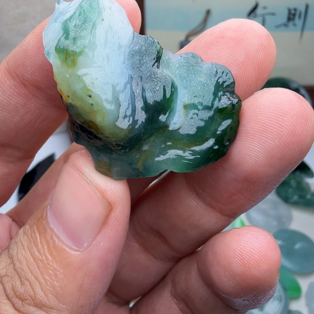 定制翡翠未镶嵌不包工