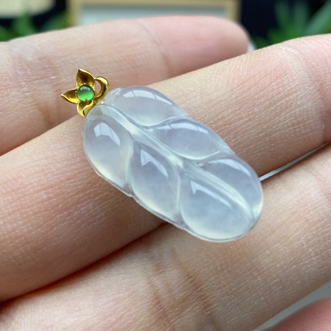 翡翠18K金镶嵌颈饰吊坠32