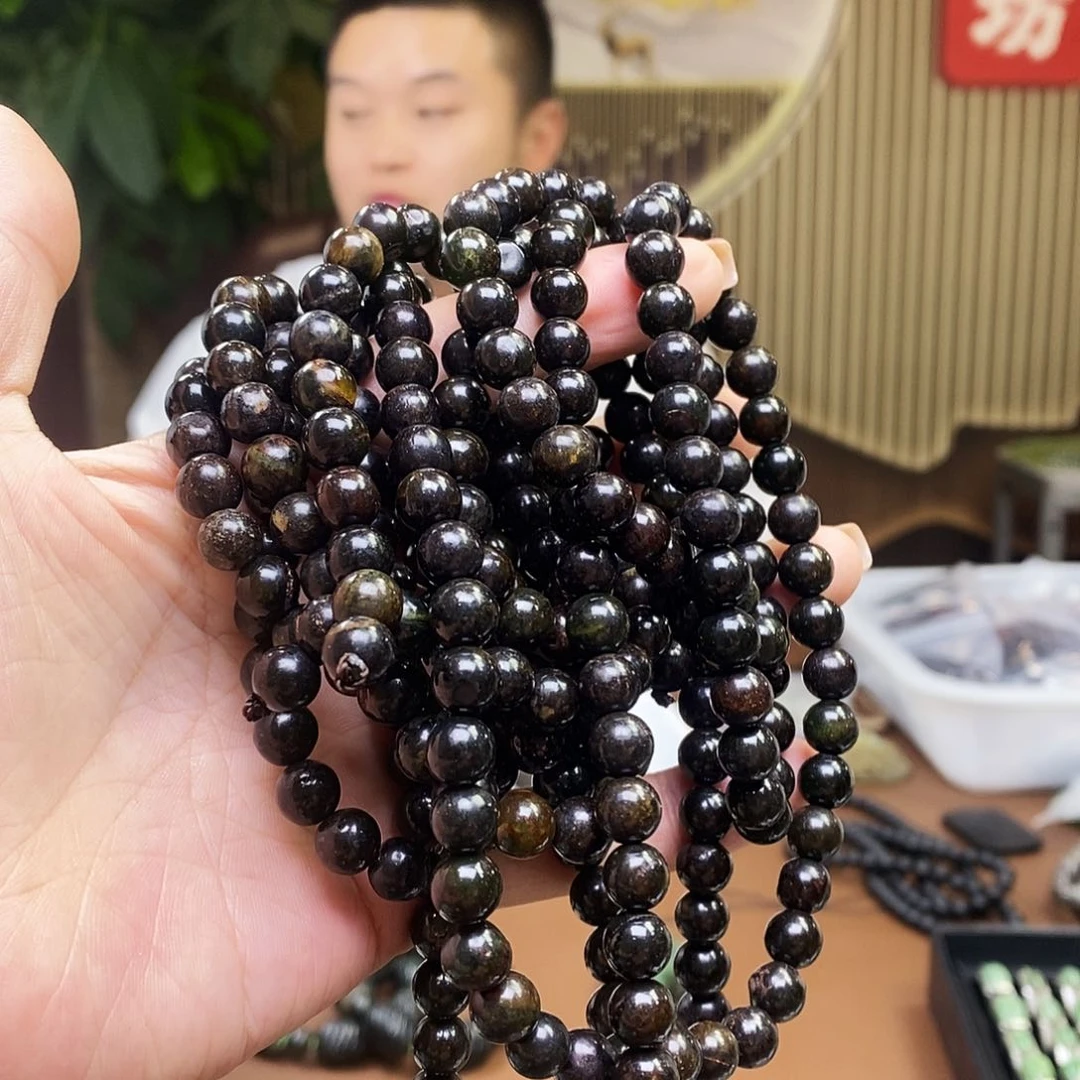 蛇纹石玉未镶嵌颈饰多样性随机发一