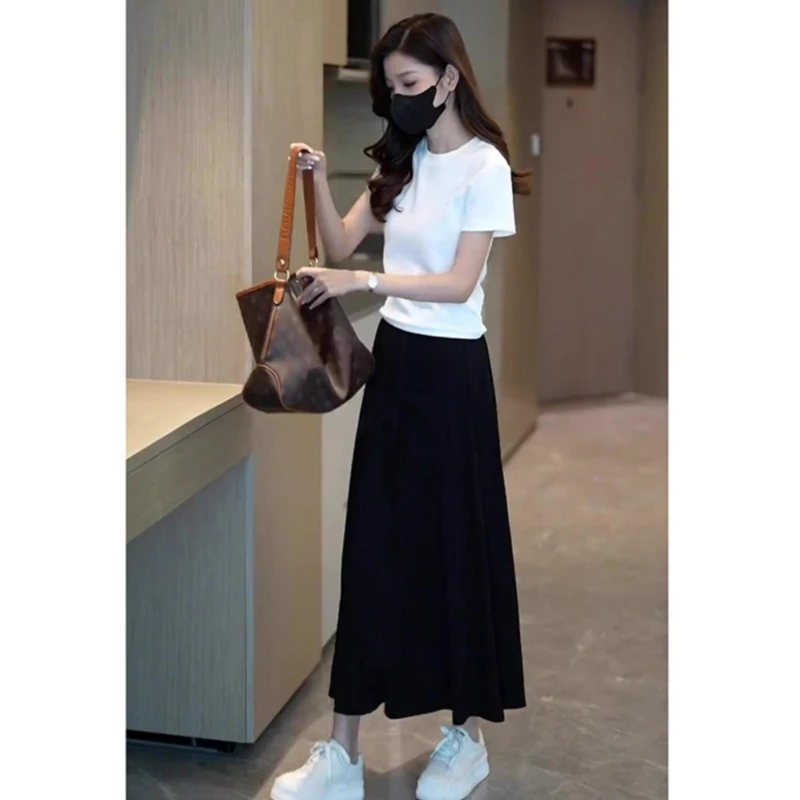 白色2025夏季新款圆领正肩短袖t恤女纯色打底内搭基础款短款上衣