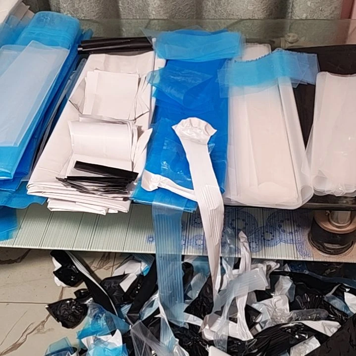 哥****4*32*4丝白膜裁剪一张