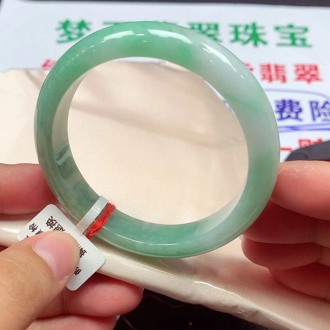 翡翠手镯未镶嵌天然缅甸A货翡翠手镯
