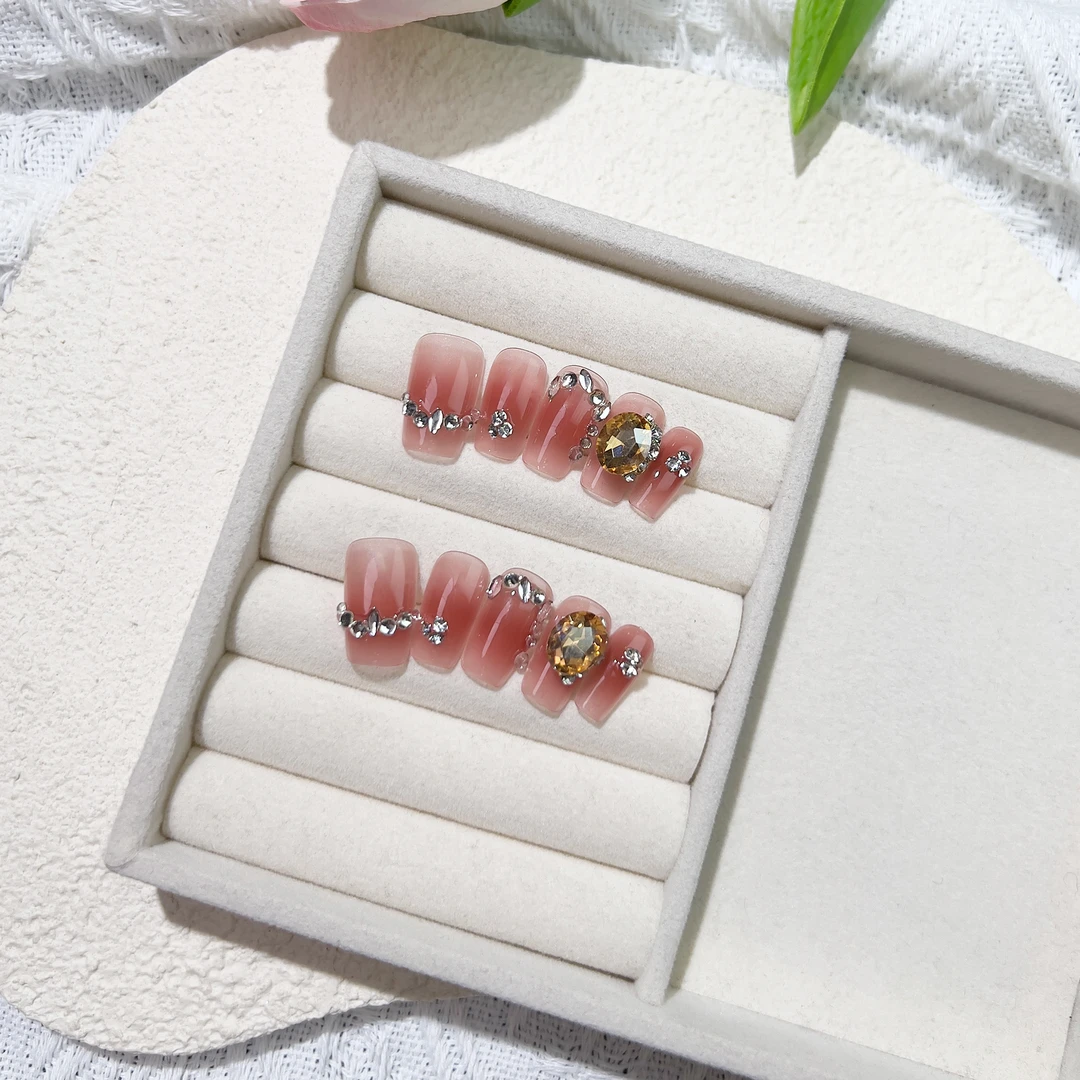 渐变腮红爆闪香槟色钻手工穿戴甲轻奢高级感显白百搭美甲甲片