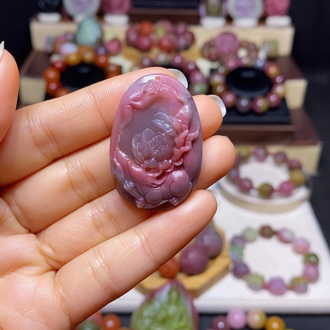 玛瑙/玉髓未镶嵌盐源玛瑙凤九牡丹花牌