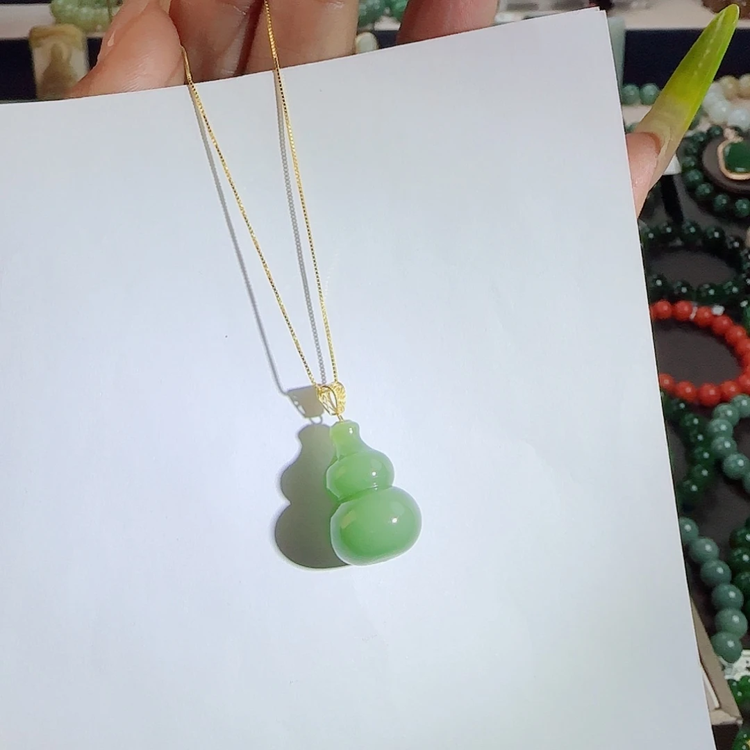 和田玉18K金镶嵌吊坠(不含链)