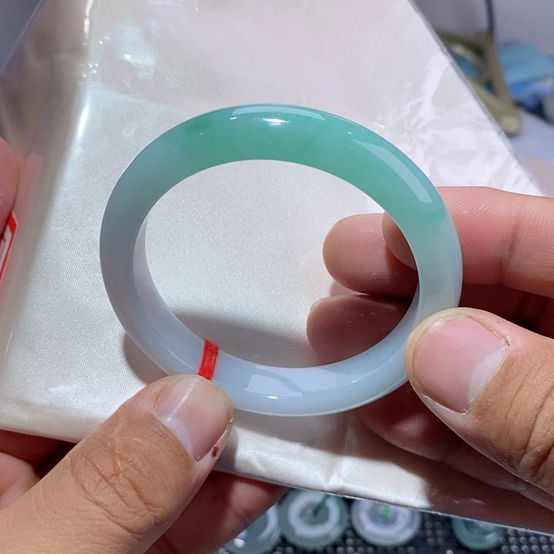 【闪购商品】翡翠手镯未镶嵌翡翠手镯