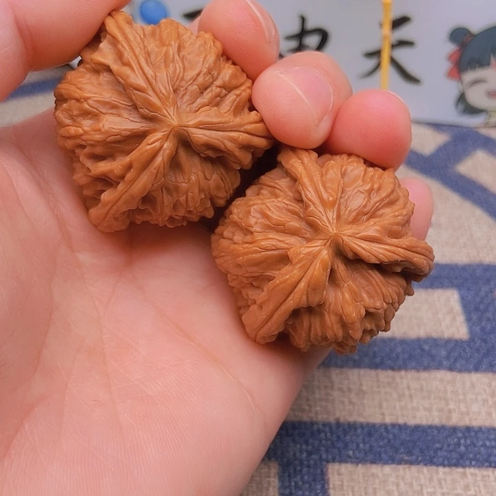 吊坠文玩核桃军****0三棱