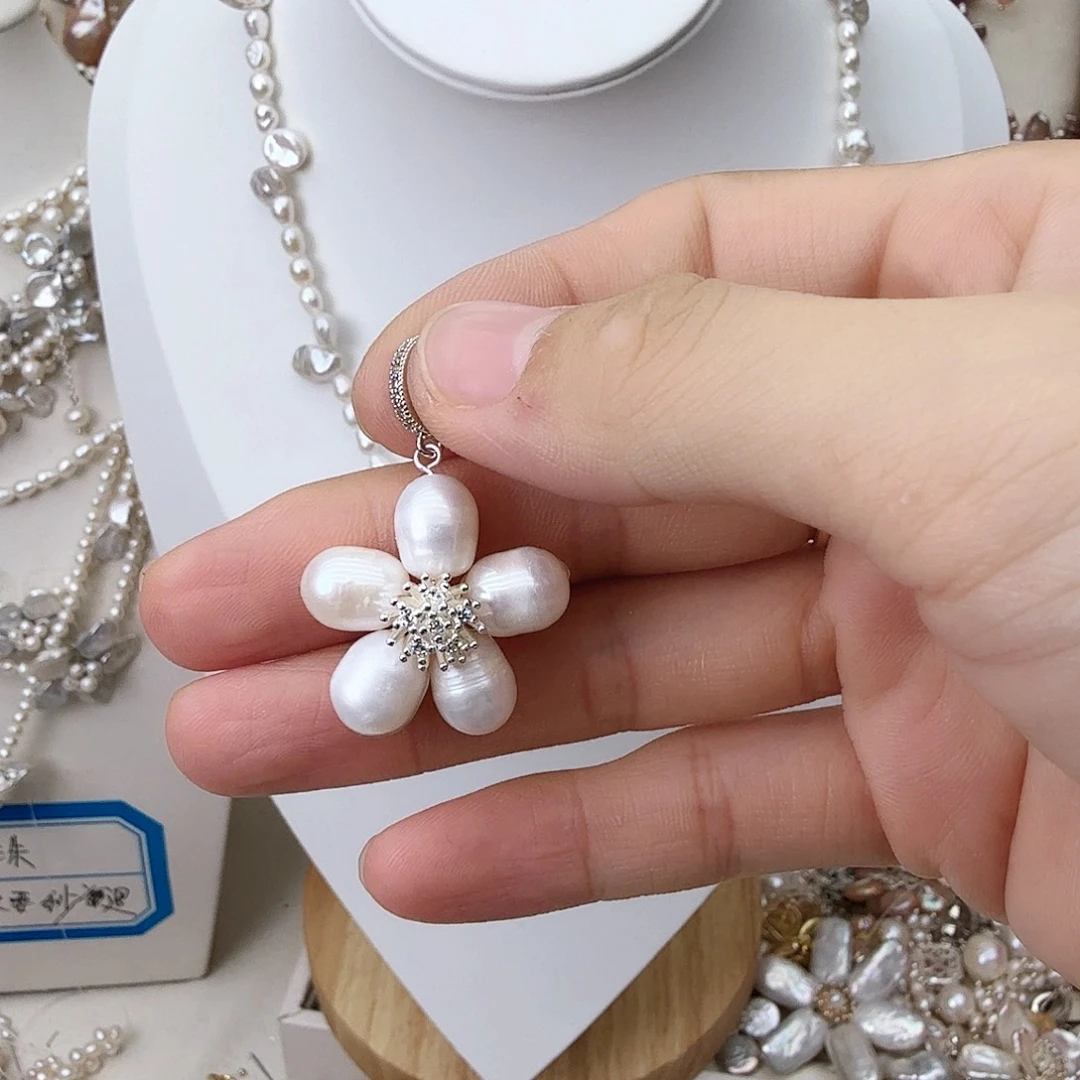 颈饰未镶嵌淡水珍珠