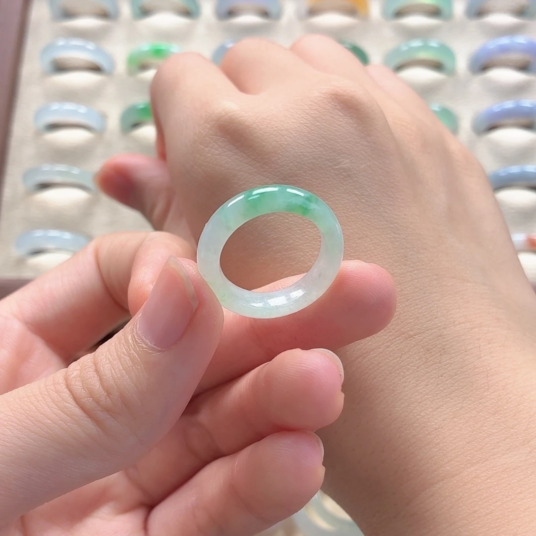 翡翠未镶嵌戒指圈口13