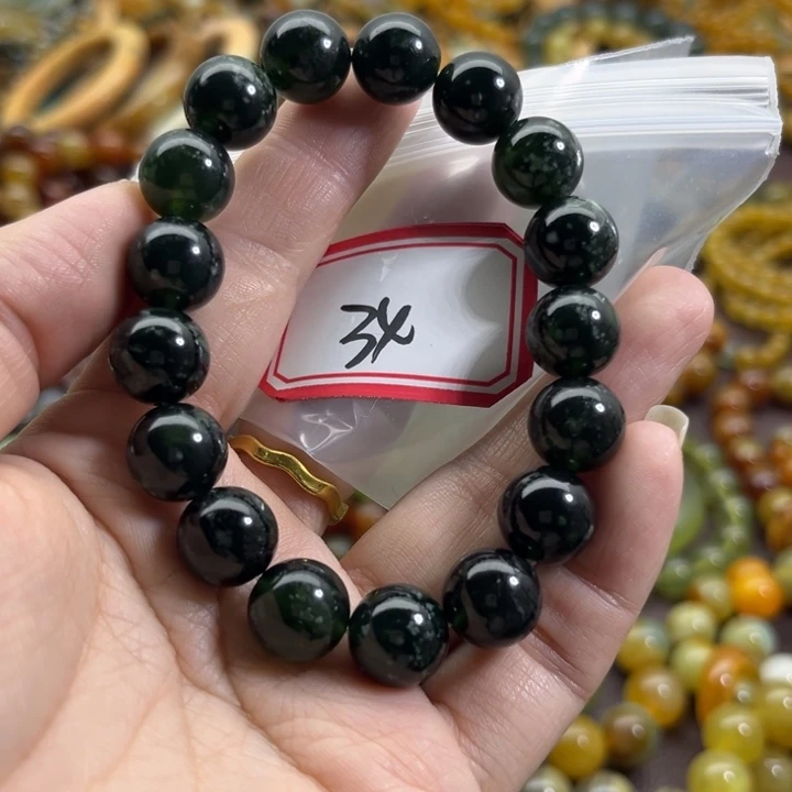未镶嵌蛇纹石玉手链