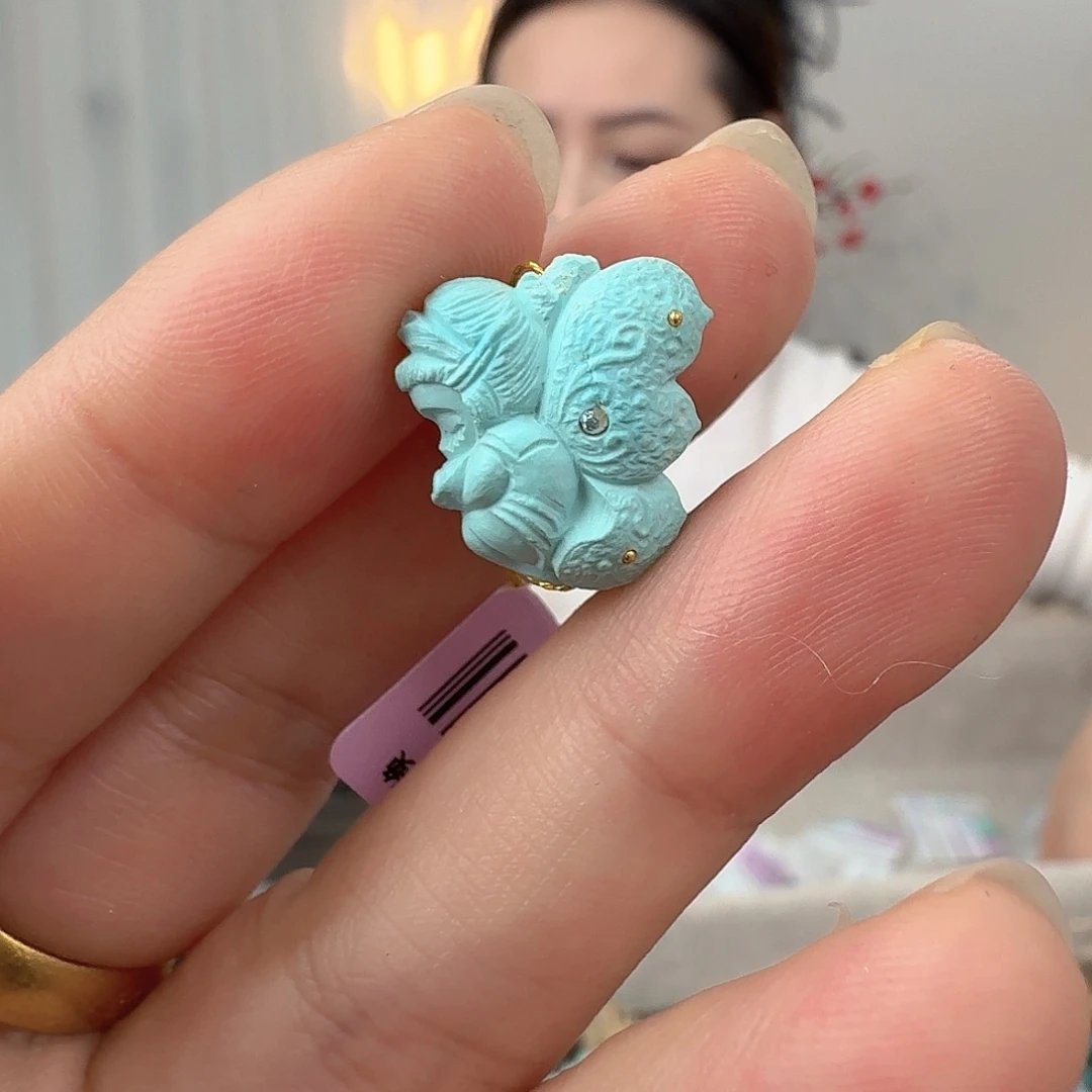 绿松石未镶嵌珠宝奇石