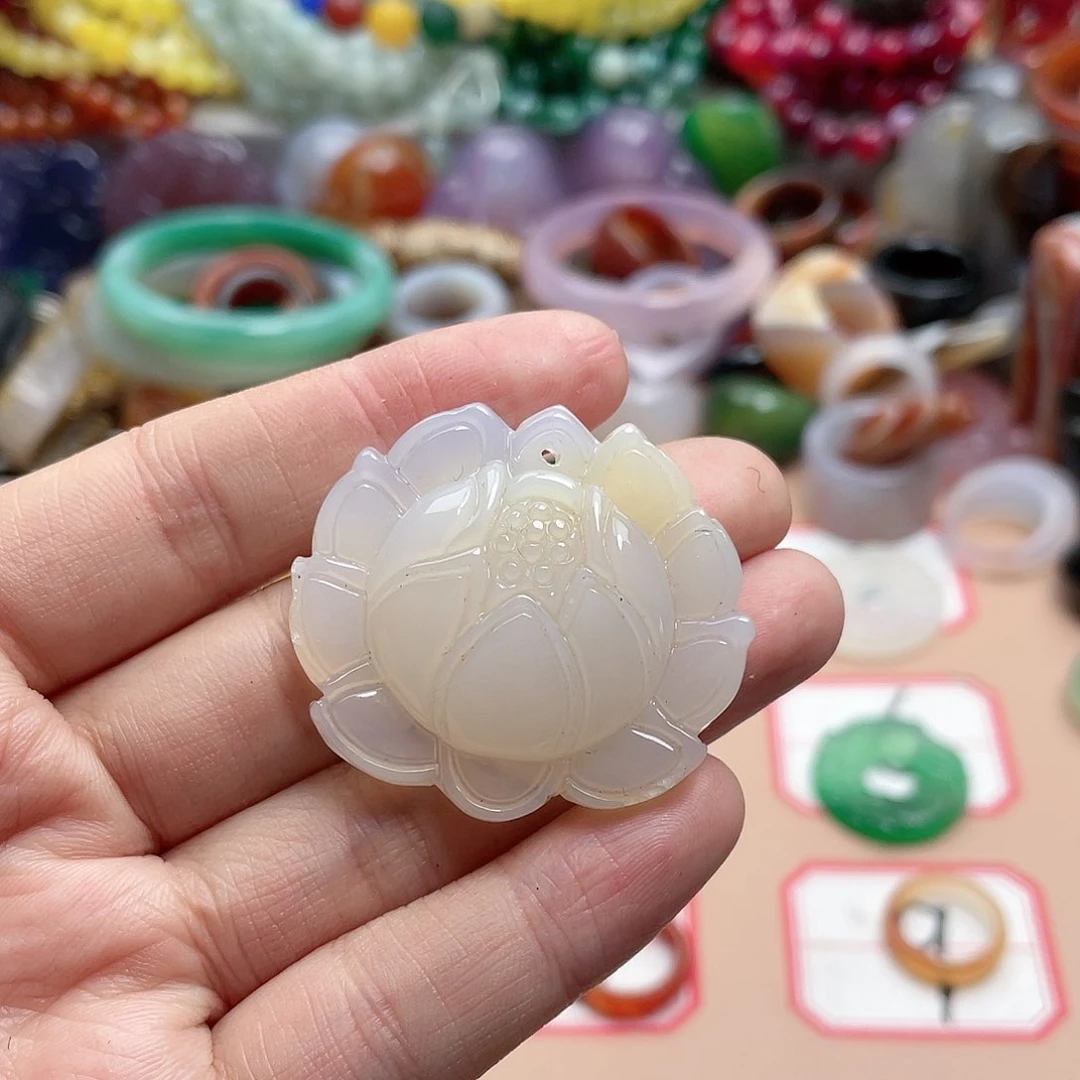 玛瑙/玉髓颈饰合金名****哈