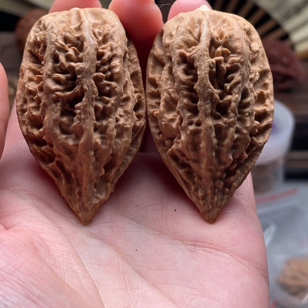 文玩核桃把件楸刀鱼80