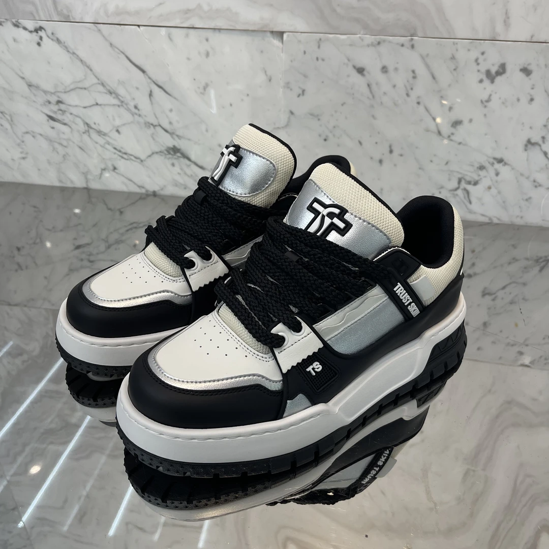 品牌Ts 25秋冬新款时尚休闲运动板鞋系列