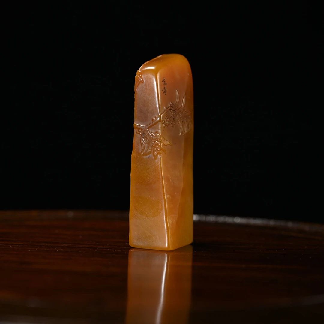 Lot8850田黄石山水印章/杭拍