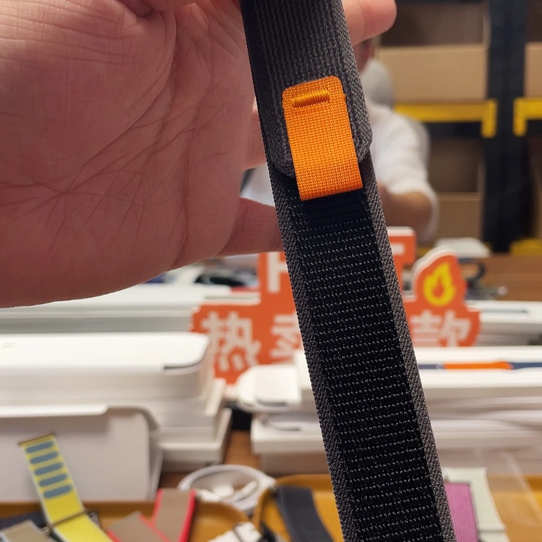 95新黑橙色野径回环一代ml