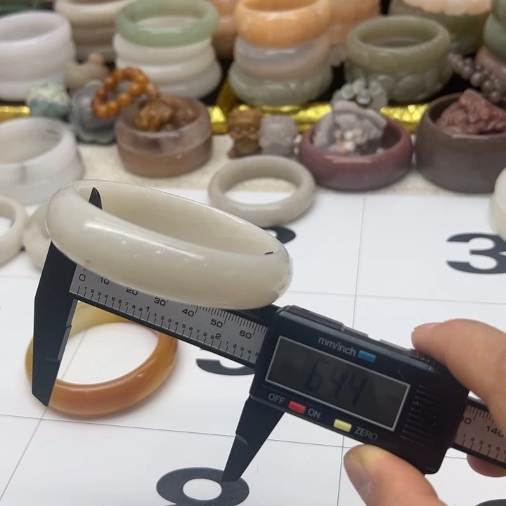 石英岩玉合金手镯