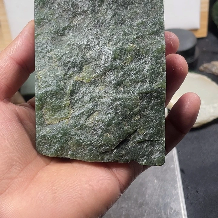 和田玉未镶嵌珠宝半成品